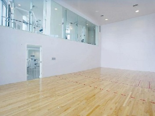 Womens & Mens Fitness Center/Raquette Ball Womens & Mens Fitness Center/Raquette Ball